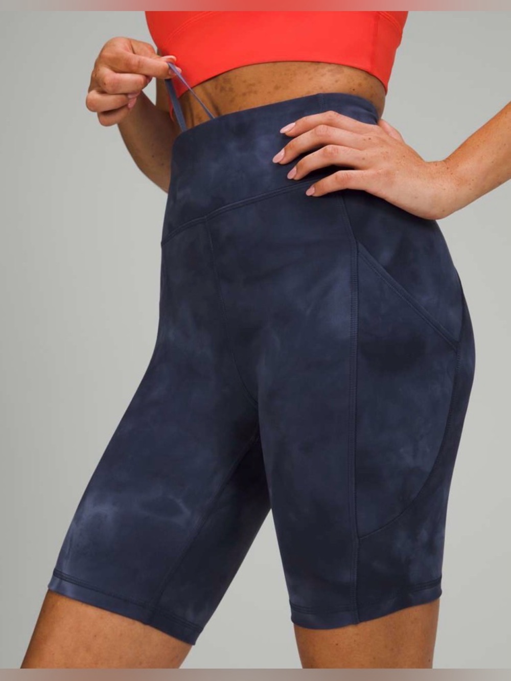 NWOT New Lululemon Invigorate High-Rise Short 8" Diamond Dye Shade - Picture 3 of 6